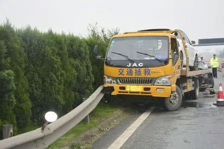 广乐高速(G4W3)道路救援|附近救援车